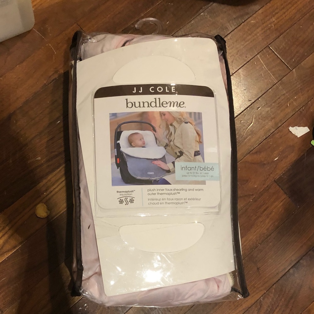 Brand new jj cole bundle me